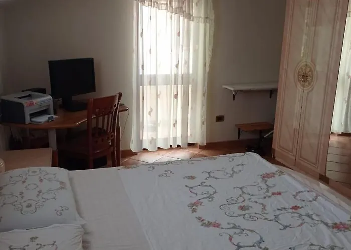 Sokoli, Enjoy Sunset At This Spacious