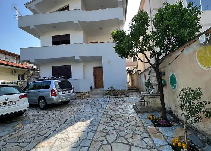 Sokoli, Enjoy Sunset At This Spacious