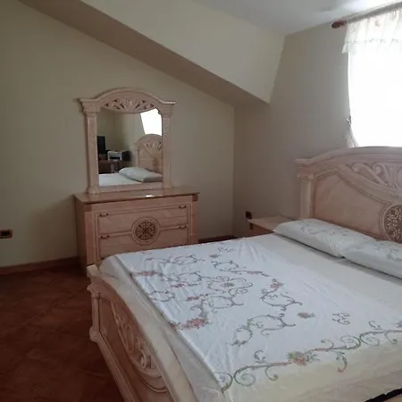 Sokoli, Enjoy Sunset At This Spacious * Tiran