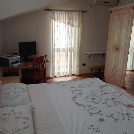 Sokoli, Enjoy Sunset At This Spacious