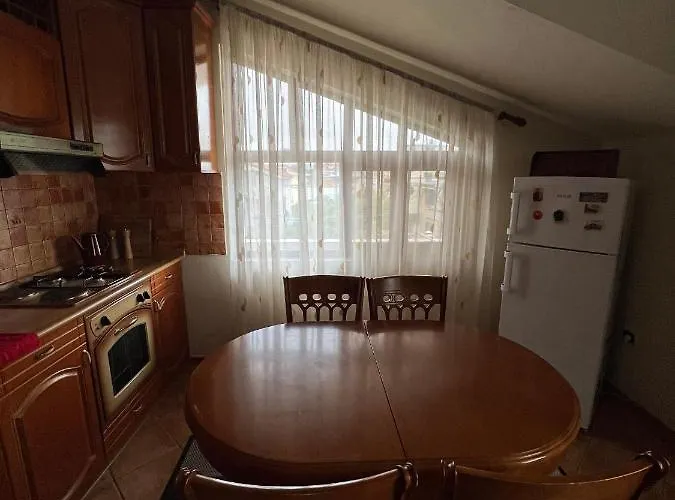 Sokoli, Enjoy Sunset At This Spacious Апартаменты *