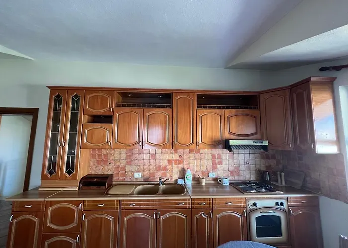 Sokoli, Enjoy Sunset At This Spacious Tirana