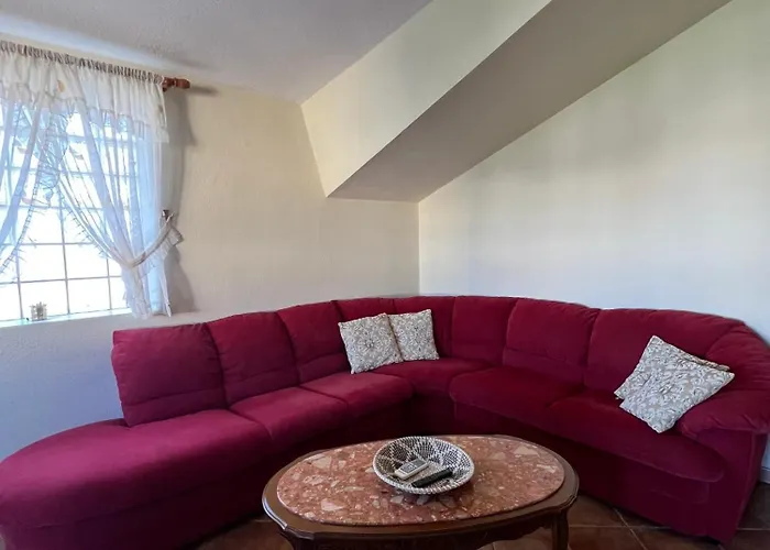 Sokoli, Enjoy Sunset At This Spacious Tirana